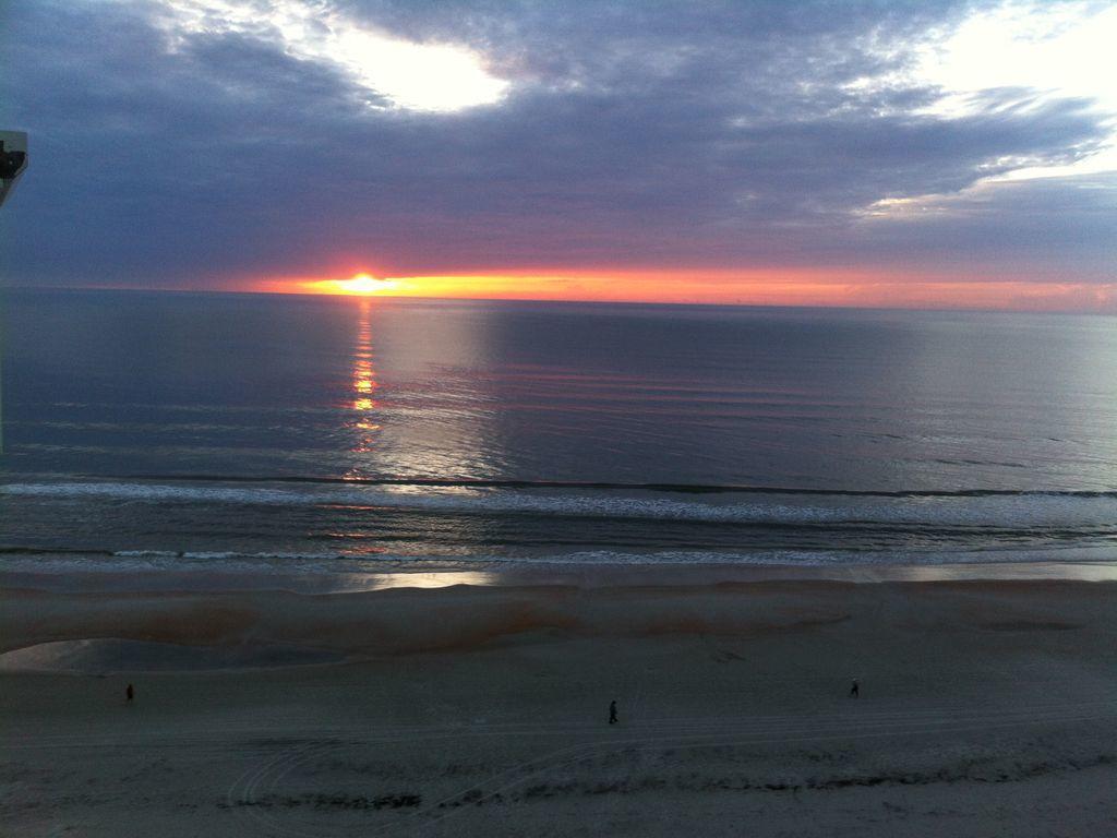 Penthouse Floor 1 Bedroom Resort Condo Direct Oceanfront Wyndham Ocean Walk - Daytona Funland 1908 Daytona Beach Extérieur photo